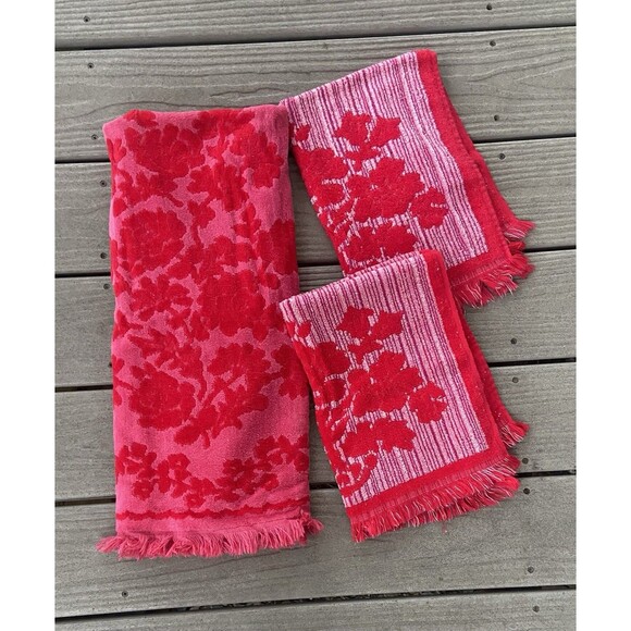 Vintage CANNON Monticello Red Floral Sculpted Fringe Bath & Hand Towel Set MCM - Picture 1 of 16